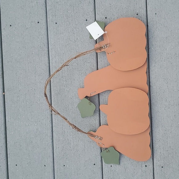 NWT Wooden Pumpkin and Gourd Fall Hanger Sign - Picture 6 of 10